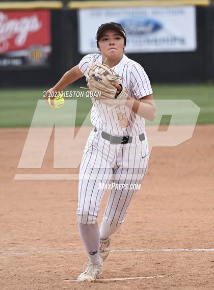 Thumbnail 1 in Village Christian vs. JW North (CIF-SS D6 Final) photogallery.