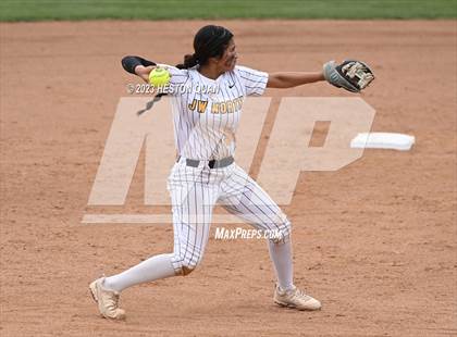Thumbnail 2 in Village Christian vs. JW North (CIF-SS D6 Final) photogallery.