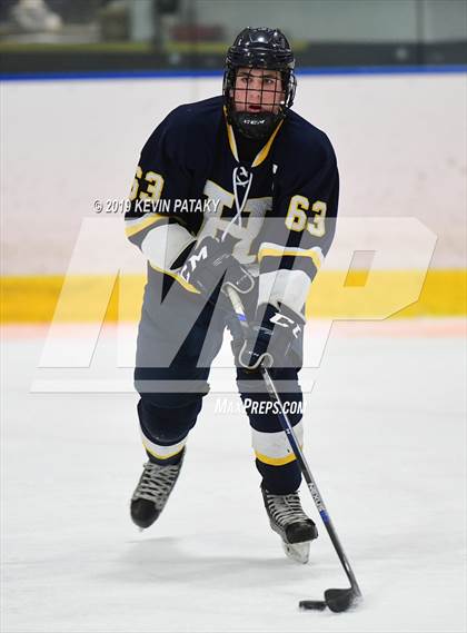 Thumbnail 3 in Housatonic-Wamogo @ Sheehan photogallery.