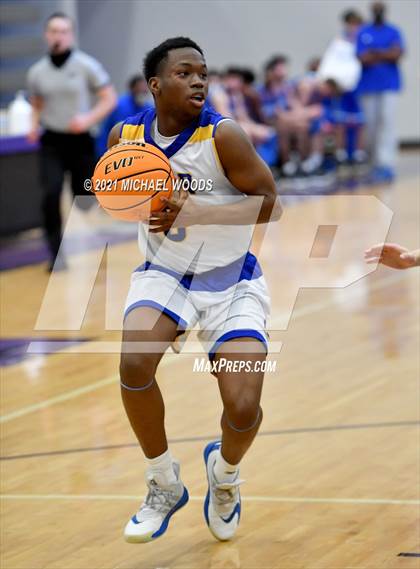 Thumbnail 1 in North Little Rock vs. Rogers (AAA 6A Second Round Playoff) photogallery.