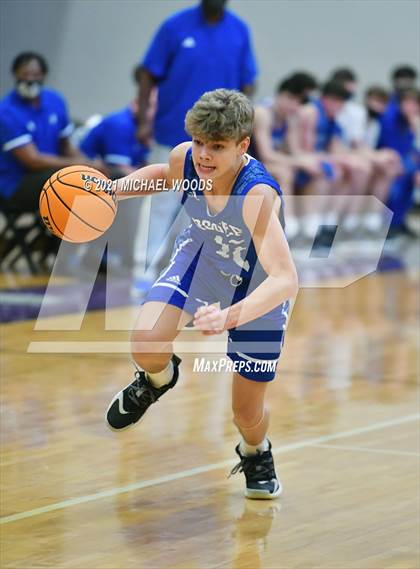 Thumbnail 3 in North Little Rock vs. Rogers (AAA 6A Second Round Playoff) photogallery.