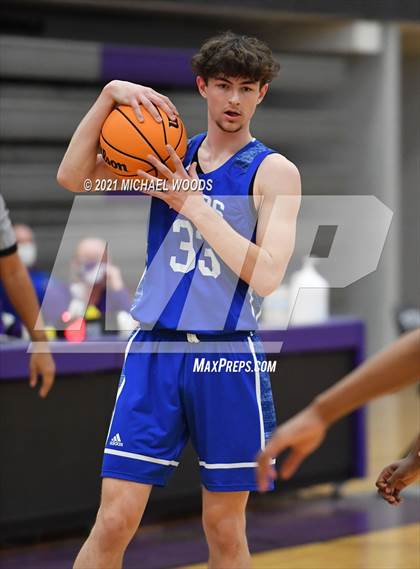 Thumbnail 2 in North Little Rock vs. Rogers (AAA 6A Second Round Playoff) photogallery.