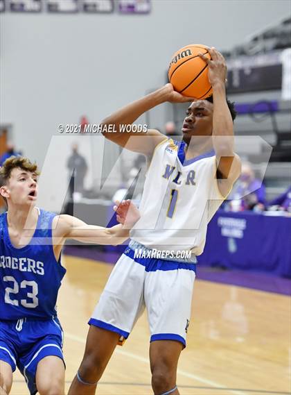 Thumbnail 3 in North Little Rock vs. Rogers (AAA 6A Second Round Playoff) photogallery.