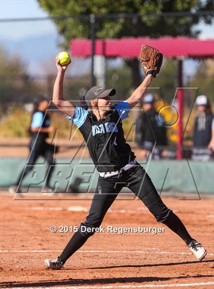 Thumbnail 3 in Wheat Ridge vs Vista Ridge (CHSAA 4A State First Round Playoff) photogallery.