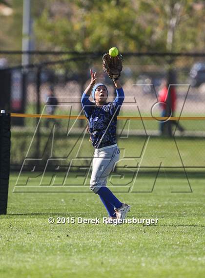Thumbnail 3 in Wheat Ridge vs Vista Ridge (CHSAA 4A State First Round Playoff) photogallery.