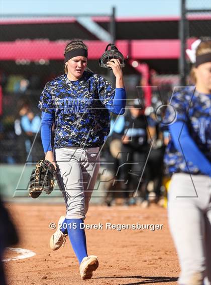 Thumbnail 3 in Wheat Ridge vs Vista Ridge (CHSAA 4A State First Round Playoff) photogallery.