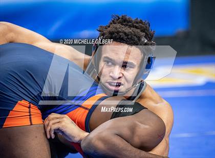 Thumbnail 3 in NYSPHSAA Wrestling D2 Rat tail and Round 1 (99lbs to 145lbs) photogallery.