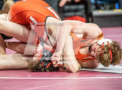 Thumbnail 1 in NYSPHSAA Wrestling D2 Rat tail and Round 1 (99lbs to 145lbs) photogallery.