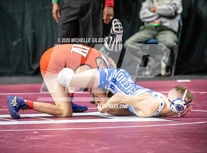 Thumbnail 1 in NYSPHSAA Wrestling D2 Rat tail and Round 1 (99lbs to 145lbs) photogallery.
