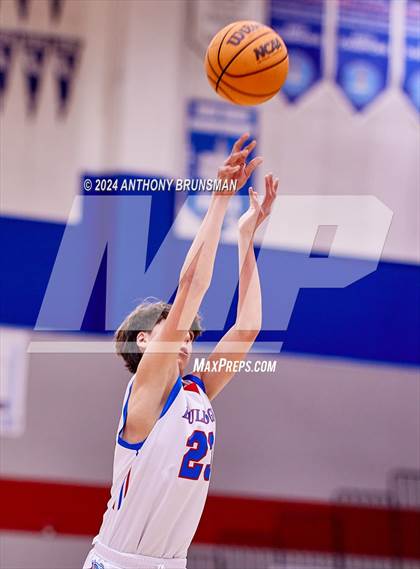 Thumbnail 1 in Del Oro @ Folsom photogallery.