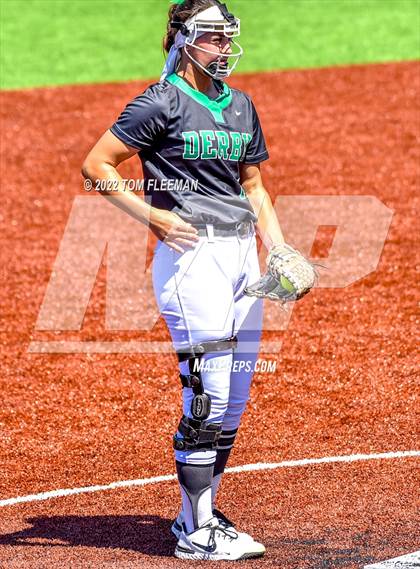 Thumbnail 2 in Derby vs Northwest Wichita (KSHSAA 6A 3rd Place Championship) photogallery.
