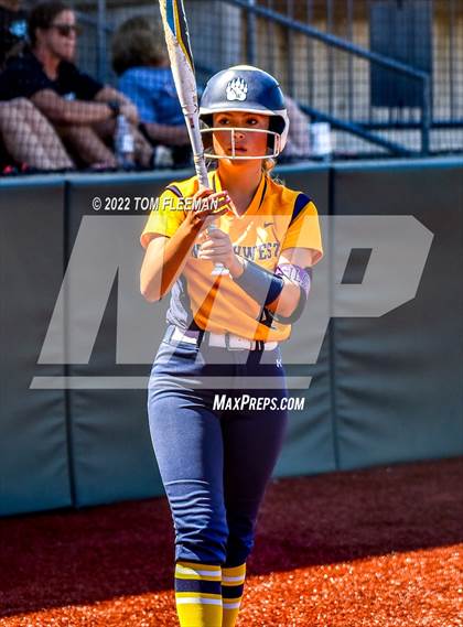 Thumbnail 1 in Derby vs Northwest Wichita (KSHSAA 6A 3rd Place Championship) photogallery.