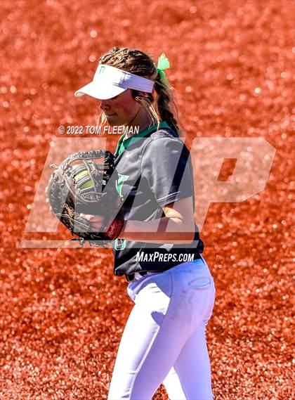 Thumbnail 3 in Derby vs Northwest Wichita (KSHSAA 6A 3rd Place Championship) photogallery.