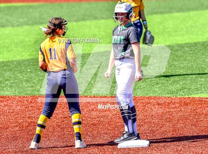 Thumbnail 3 in Derby vs Northwest Wichita (KSHSAA 6A 3rd Place Championship) photogallery.