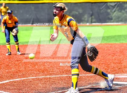 Thumbnail 1 in Derby vs Northwest Wichita (KSHSAA 6A 3rd Place Championship) photogallery.