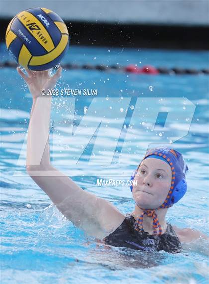 Thumbnail 3 in Clairemont vs. Coronado (CIF SDS D1 Final) photogallery.