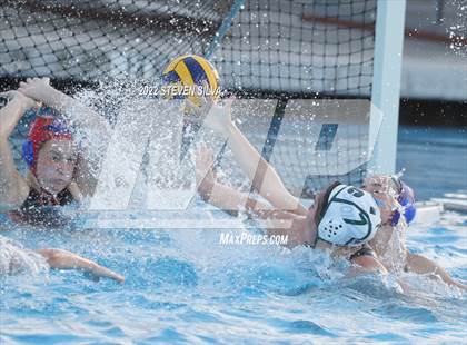 Thumbnail 3 in Clairemont vs. Coronado (CIF SDS D1 Final) photogallery.