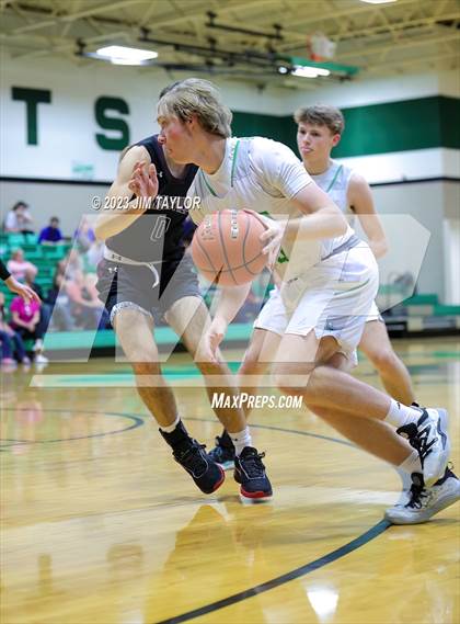 Thumbnail 1 in Santo vs Lingleville (Relentless Runnin' Cats Classic) photogallery.