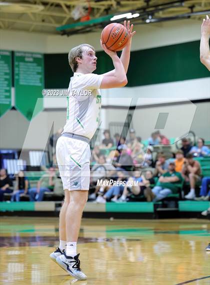 Thumbnail 1 in Santo vs Lingleville (Relentless Runnin' Cats Classic) photogallery.