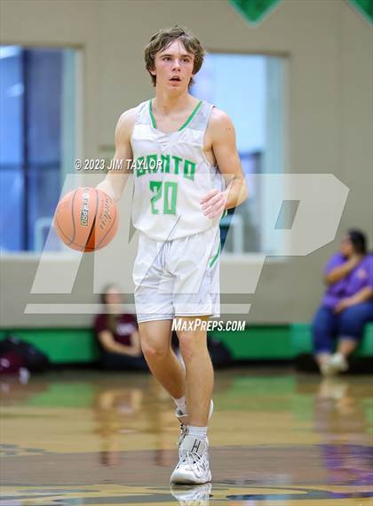 Thumbnail 1 in Santo vs Lingleville (Relentless Runnin' Cats Classic) photogallery.