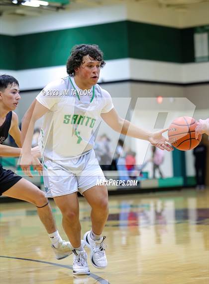 Thumbnail 2 in Santo vs Lingleville (Relentless Runnin' Cats Classic) photogallery.