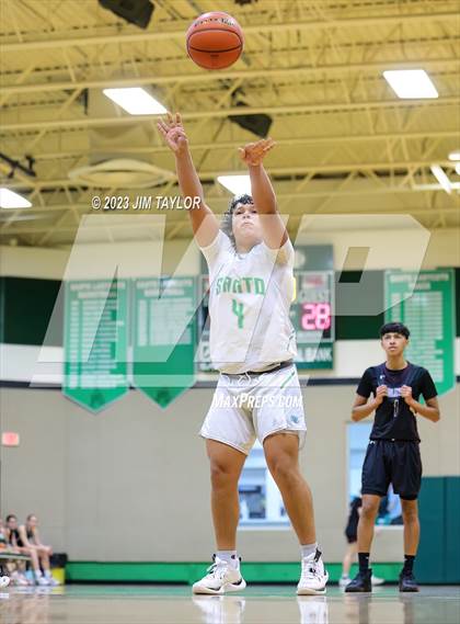 Thumbnail 3 in Santo vs Lingleville (Relentless Runnin' Cats Classic) photogallery.