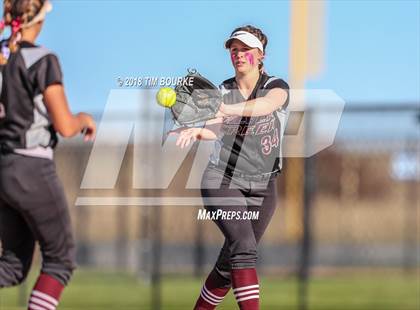 Thumbnail 1 in Silver Creek vs. Pueblo South (CHSAA 4A Quarterfinal) photogallery.