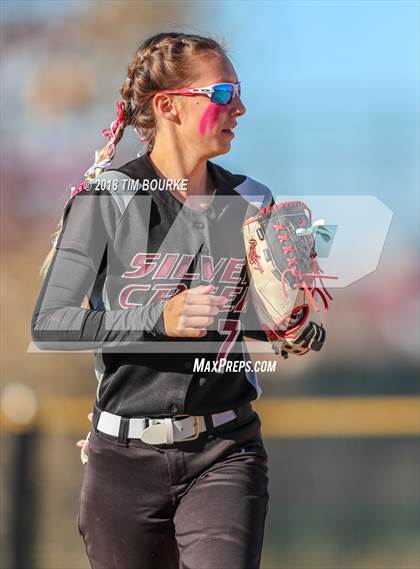 Thumbnail 1 in Silver Creek vs. Pueblo South (CHSAA 4A Quarterfinal) photogallery.