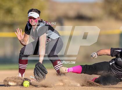 Thumbnail 2 in Silver Creek vs. Pueblo South (CHSAA 4A Quarterfinal) photogallery.