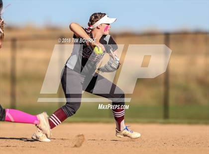 Thumbnail 2 in Silver Creek vs. Pueblo South (CHSAA 4A Quarterfinal) photogallery.