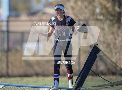 Thumbnail 2 in Silver Creek vs. Pueblo South (CHSAA 4A Quarterfinal) photogallery.