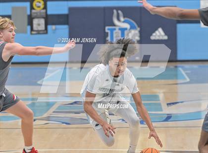 Thumbnail 2 in Southern Alamance vs. Overhills photogallery.