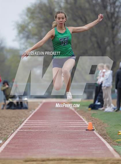 Thumbnail 3 in Longmont Invite Track and Field 2025 (Field) photogallery.
