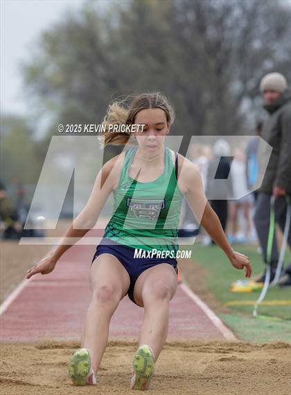 Thumbnail 2 in Longmont Invite Track and Field 2025 (Field) photogallery.