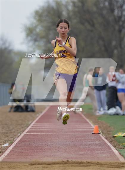 Thumbnail 2 in Longmont Invite Track and Field 2025 (Field) photogallery.