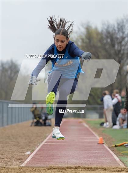 Thumbnail 3 in Longmont Invite Track and Field 2025 (Field) photogallery.