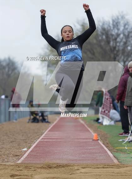 Thumbnail 1 in Longmont Invite Track and Field 2025 (Field) photogallery.