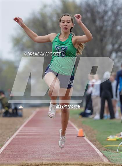 Thumbnail 1 in Longmont Invite Track and Field 2025 (Field) photogallery.