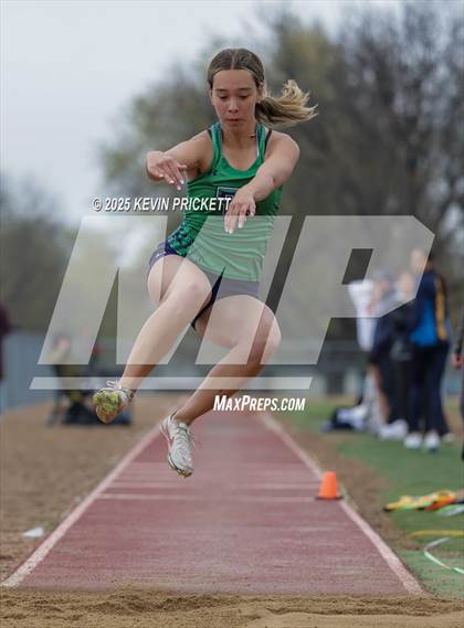 Thumbnail 3 in Longmont Invite Track and Field 2025 (Field) photogallery.