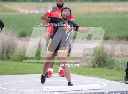 Thumbnail 2 in LHSAA 1A-8 District Meet photogallery.