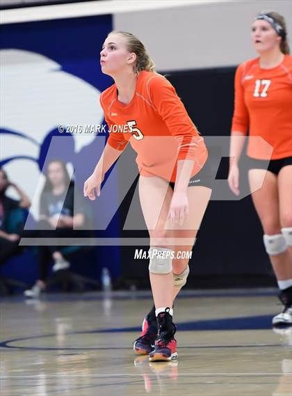 Thumbnail 2 in Corona del Sol vs. Mountain Pointe (AIA D6 Final) photogallery.