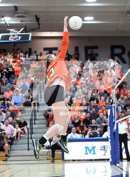 Thumbnail 1 in Corona del Sol vs. Mountain Pointe (AIA D6 Final) photogallery.