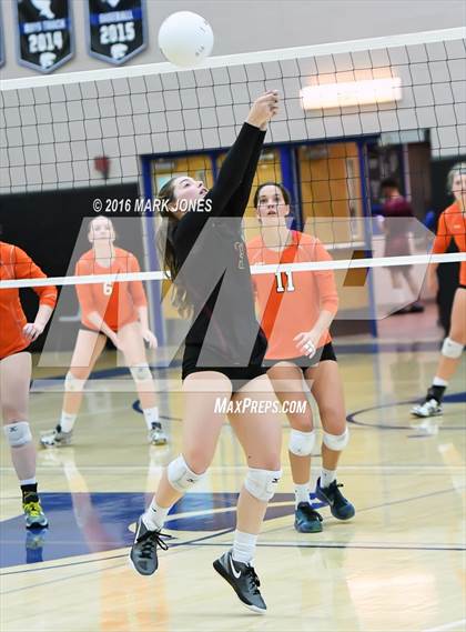 Thumbnail 1 in Corona del Sol vs. Mountain Pointe (AIA D6 Final) photogallery.
