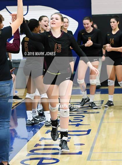 Thumbnail 1 in Corona del Sol vs. Mountain Pointe (AIA D6 Final) photogallery.