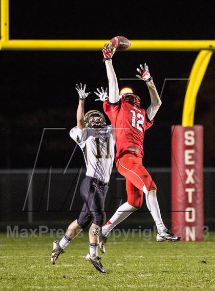 Thumbnail 3 in Sexton vs. Corunna (MHSAA Region 3-Division 4-Pre-Districts) photogallery.