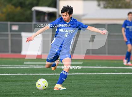 Thumbnail 3 in Stuart Hall @ Branson photogallery.