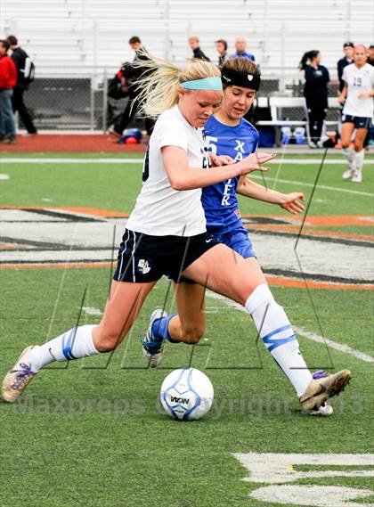 Thumbnail 3 in Xavier College Prep vs. Desert Vista (AIA D1 Final) photogallery.