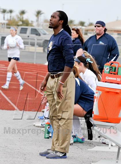 Thumbnail 3 in Xavier College Prep vs. Desert Vista (AIA D1 Final) photogallery.