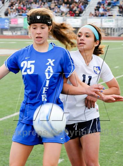 Thumbnail 2 in Xavier College Prep vs. Desert Vista (AIA D1 Final) photogallery.