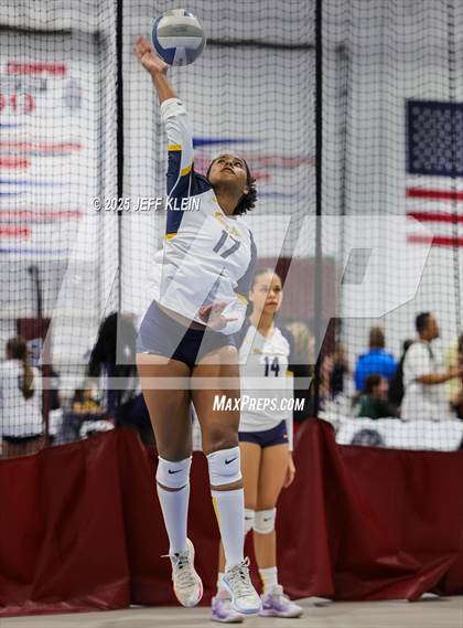 Thumbnail 3 in Calvary Christian Academy vs Boca Raton (South Florida Showdown) photogallery.